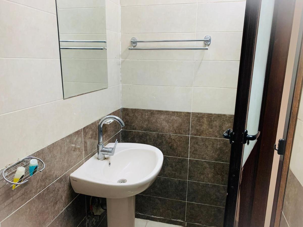 Solitaire Plaza Hotel-Ismailia Train Station Екстер'єр фото