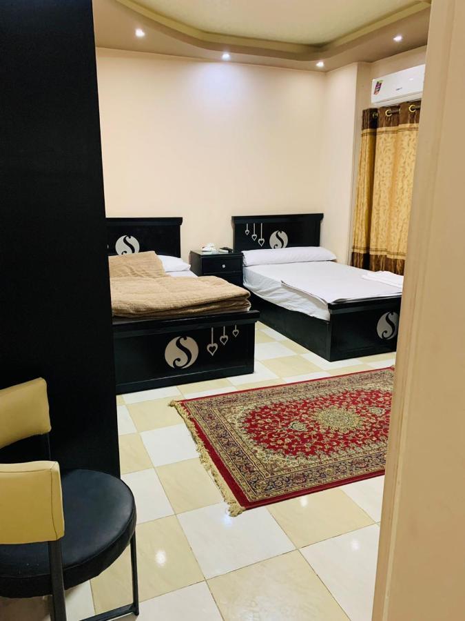 Solitaire Plaza Hotel-Ismailia Train Station Екстер'єр фото