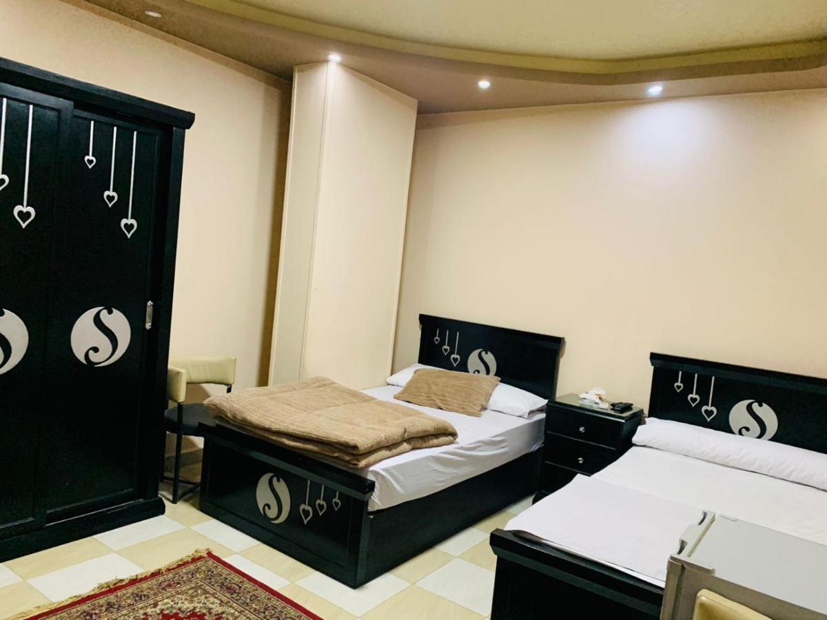 Solitaire Plaza Hotel-Ismailia Train Station Екстер'єр фото