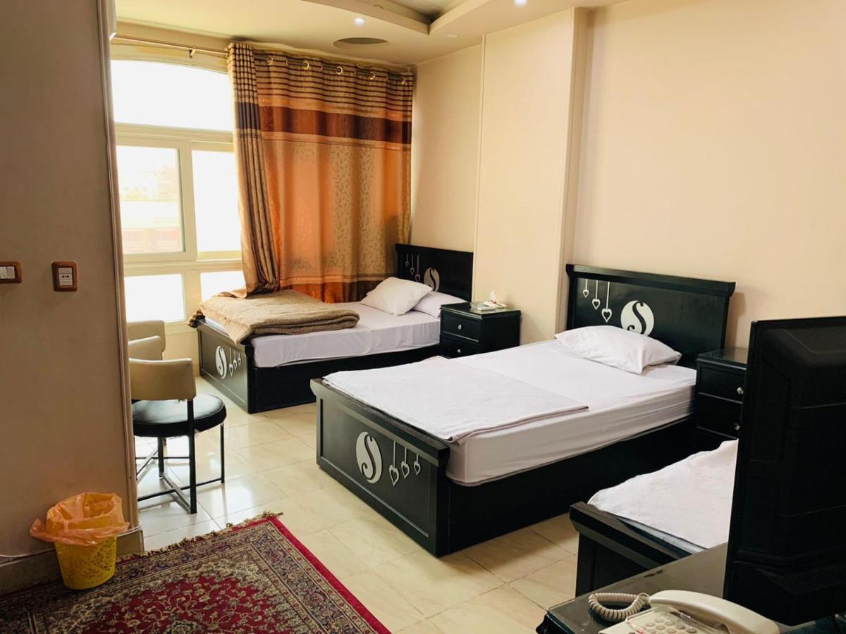 Solitaire Plaza Hotel-Ismailia Train Station Екстер'єр фото